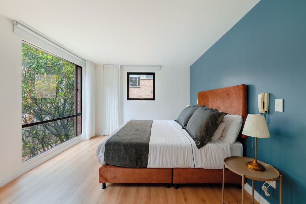 Cora 96 Street Apartments