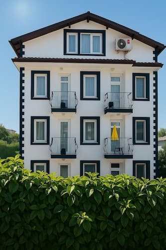 The Green Valley Hotel