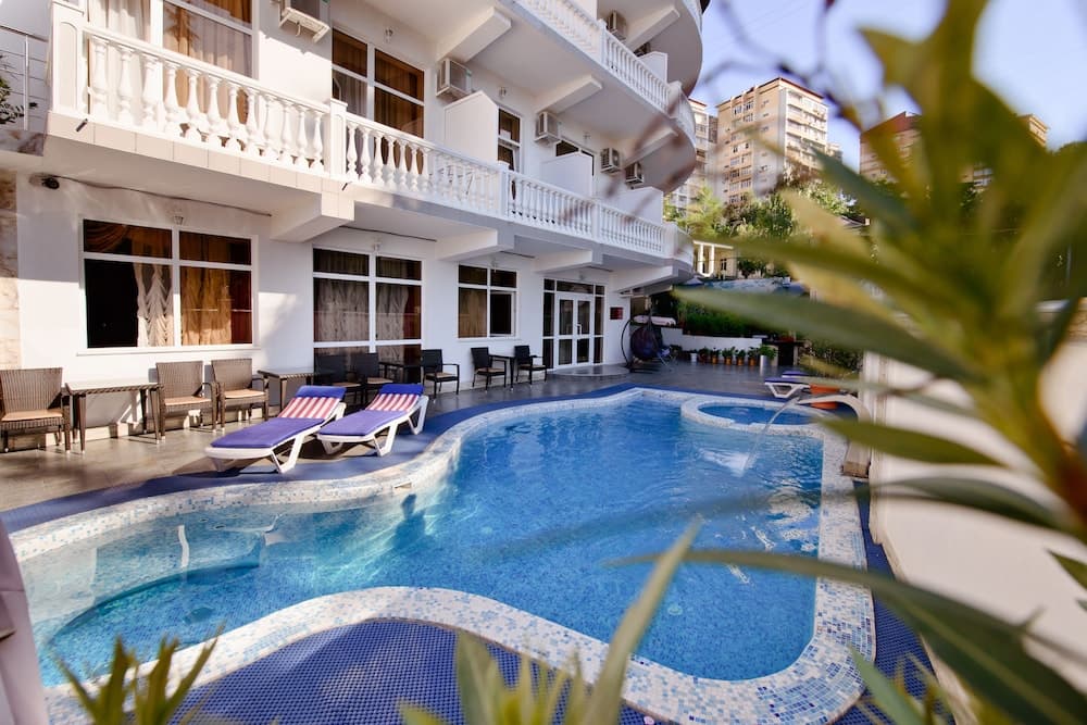 Raduga-Prestige Hotel