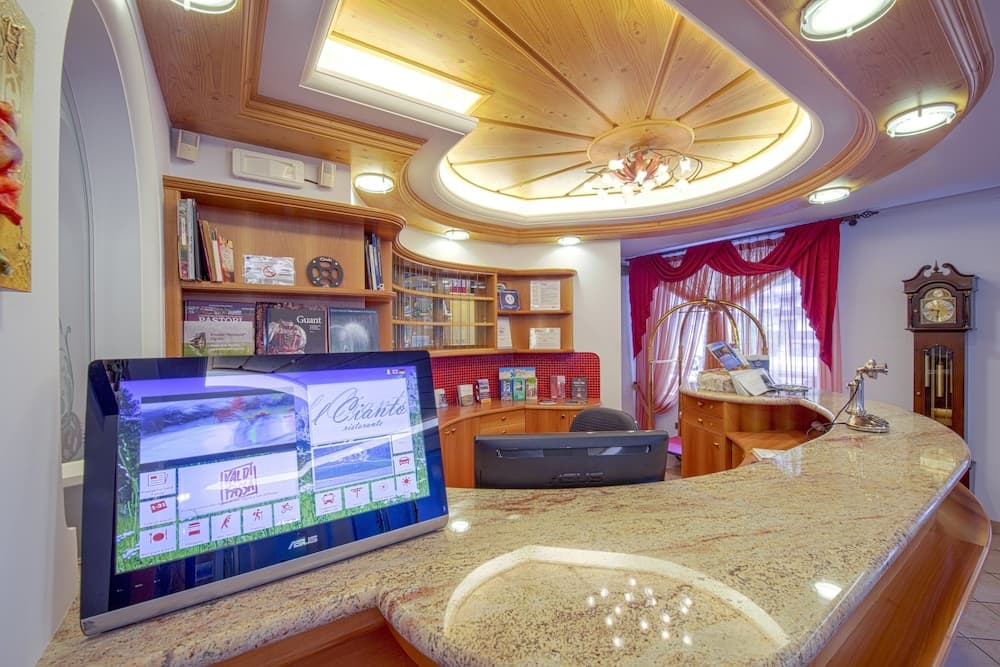 Giriş/çıkış büfesi