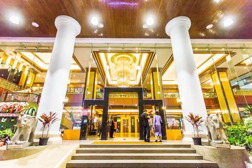 Town In Town Hotel Bangkok