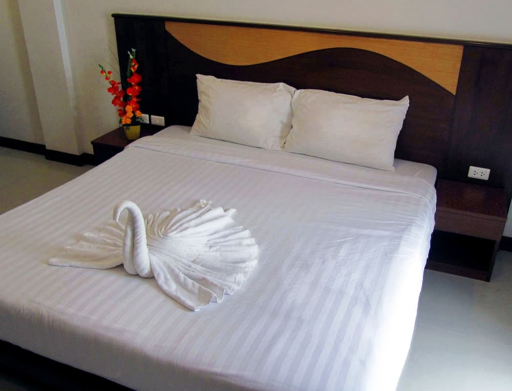 Nina's Guest House 2