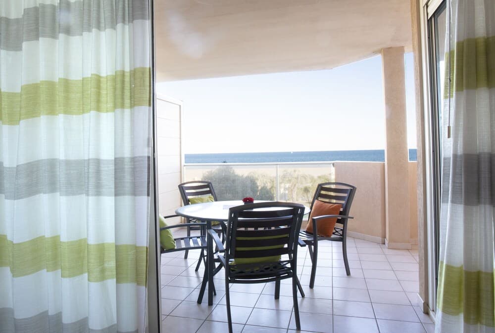 Plaj/okyanus manzarası