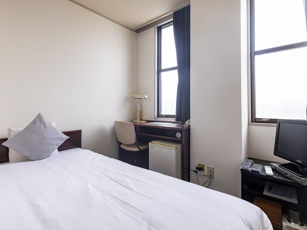 Tabist Business Hotel Suehiro Matsuyama
