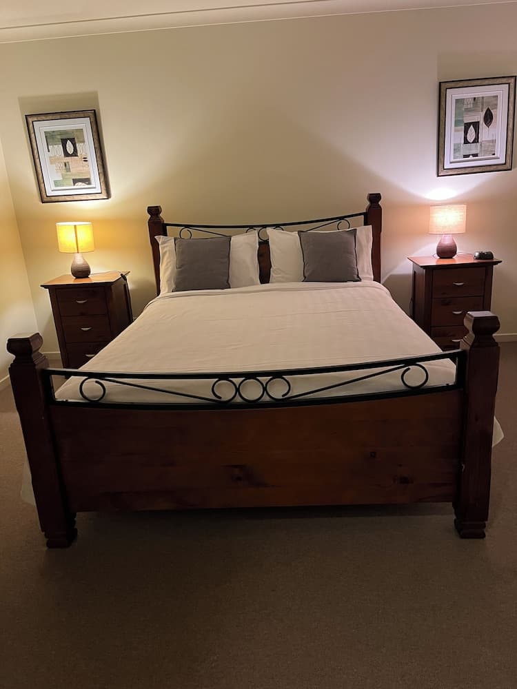 Insaa Serviced Apartments Dandenong
