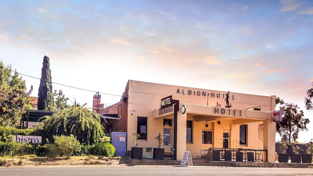 Albion Motel Hotel