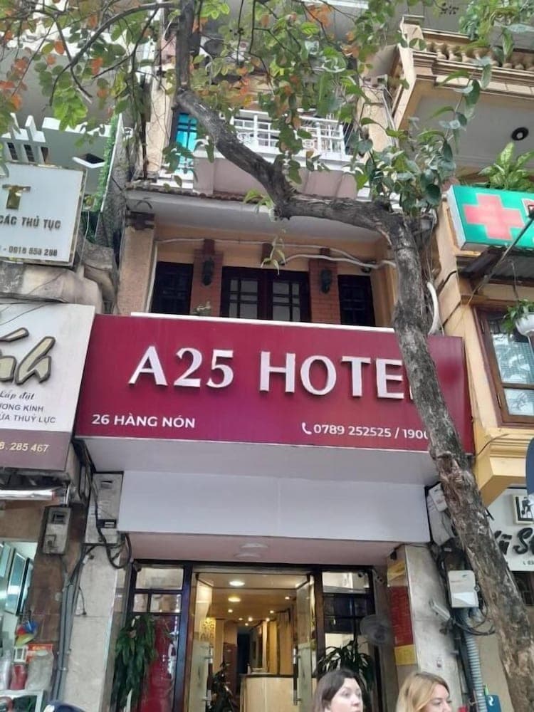 A25 Hotel - 26 Hang Non