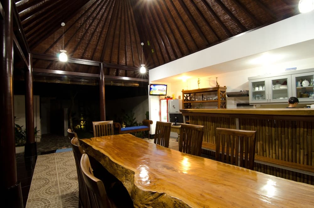 Giriş/çıkış büfesi