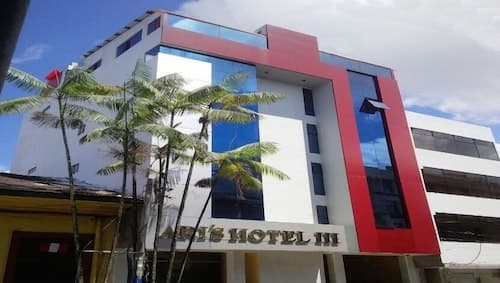 Ari's Hotel III