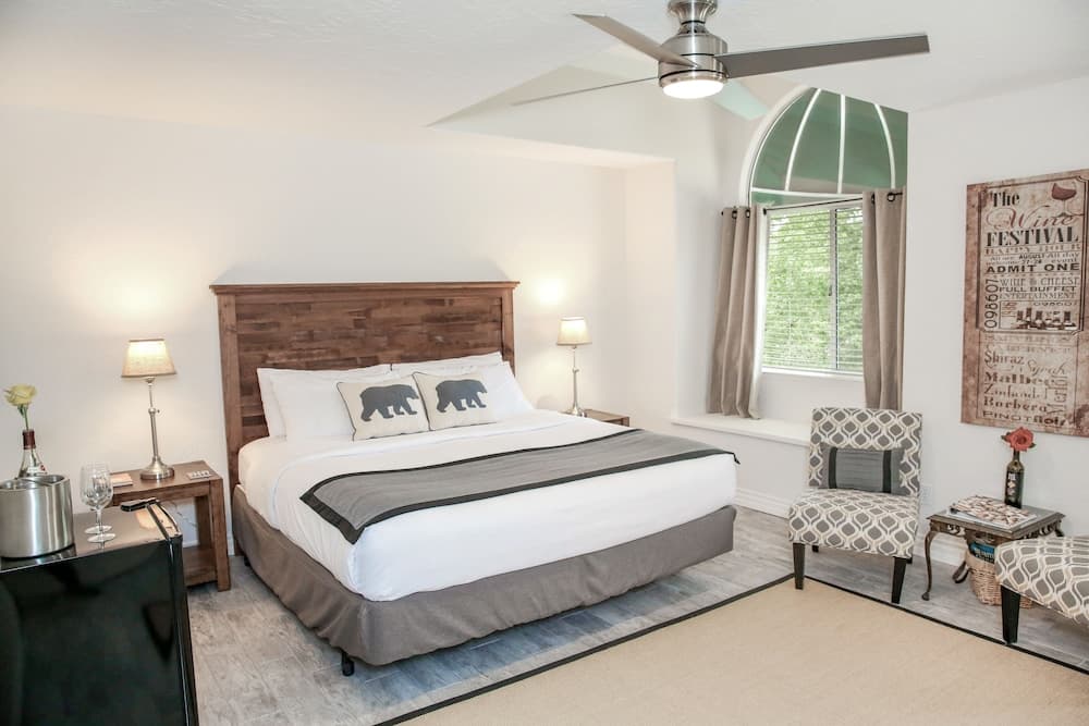 The Eden House Vineyard & Inn