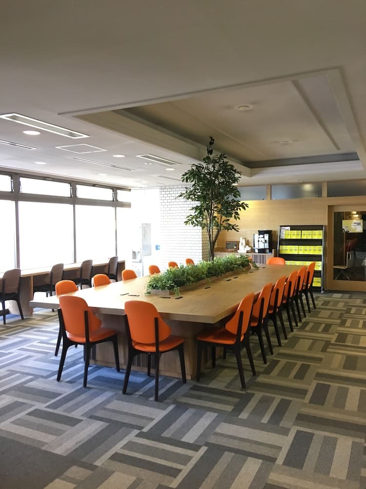 Lobi dinlenme salonu