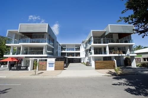 Maggies Beachfront Apt. 9