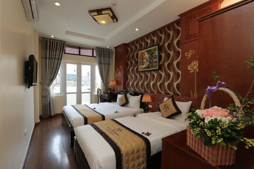 Hanoi Golden Charm Hotel