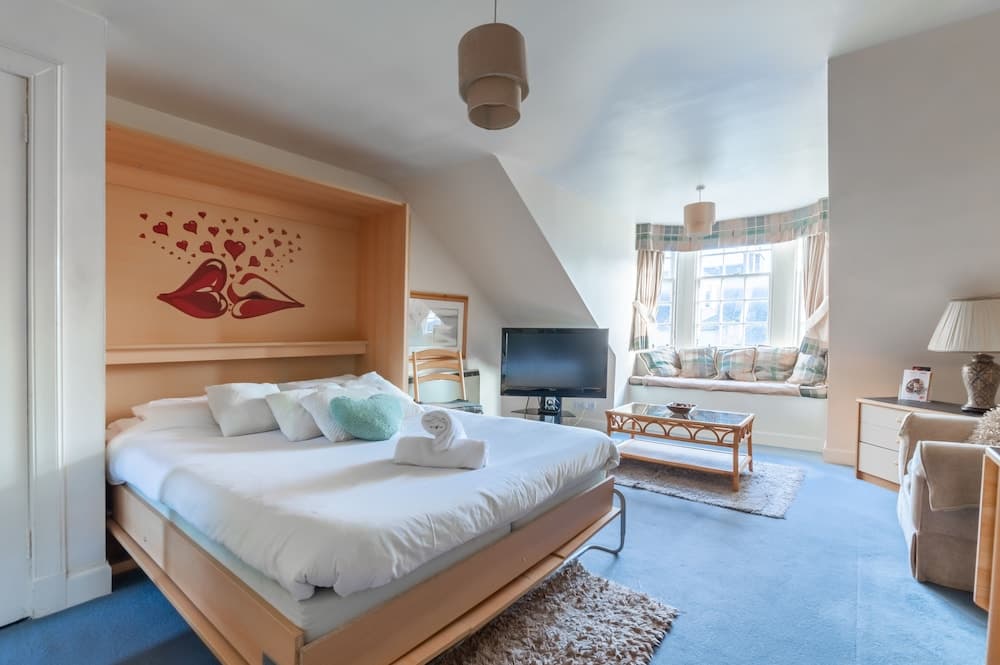 Tony Asga - Tony's Apartments