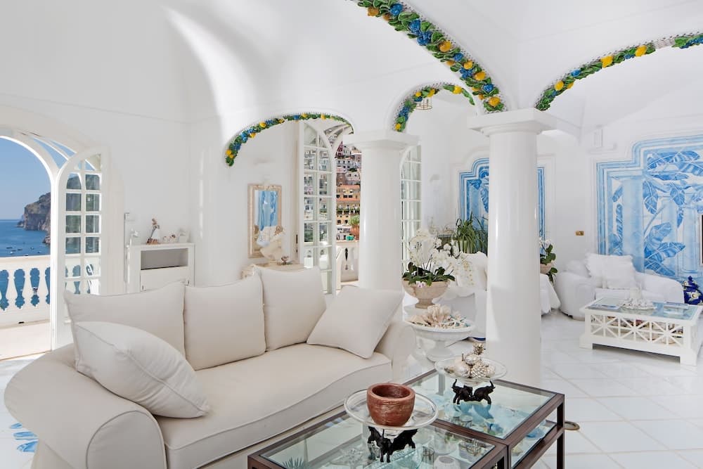 Lobi dinlenme salonu