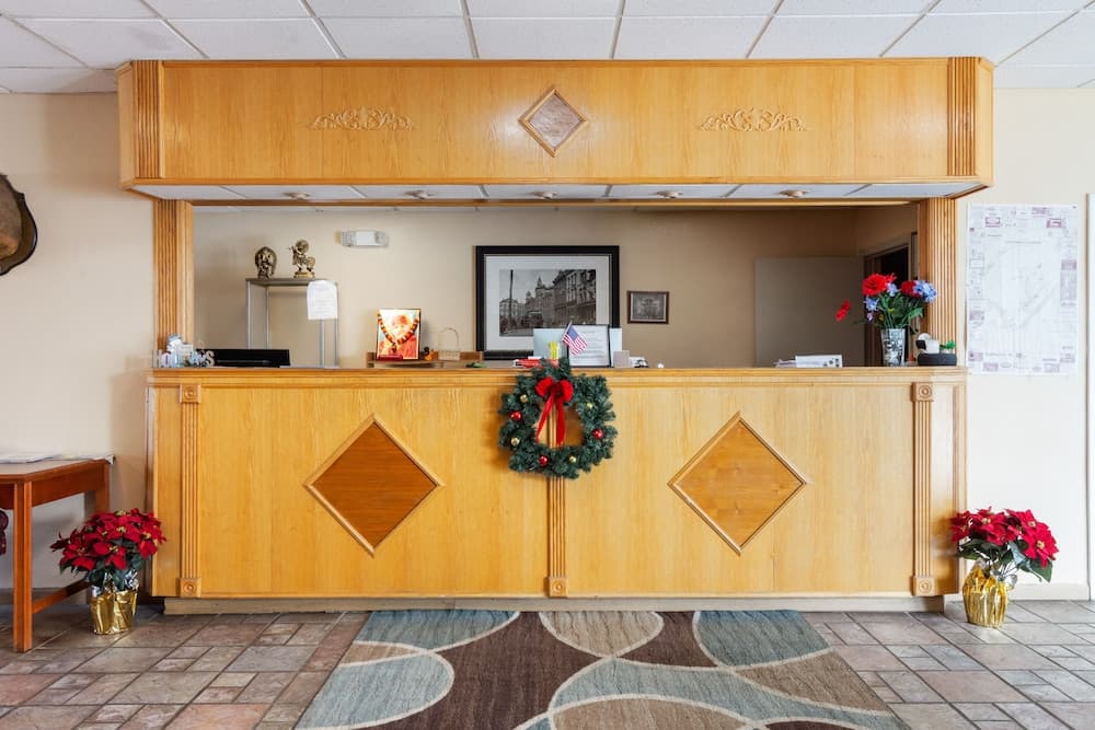 Travelers Place Inn & Suites
