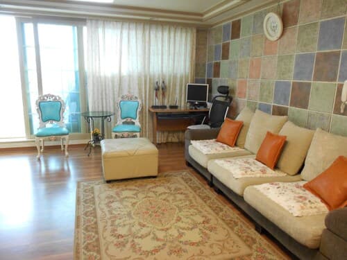 Elvis B&B