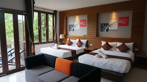 Lanta Intanin Resort