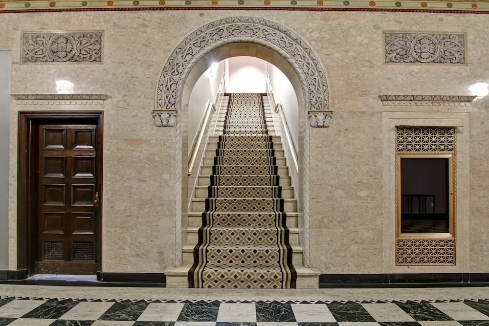 Hampton Inn & Suites Cincinnati-Downtown