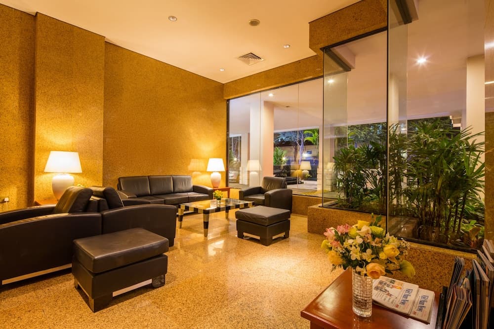 Lobi dinlenme salonu