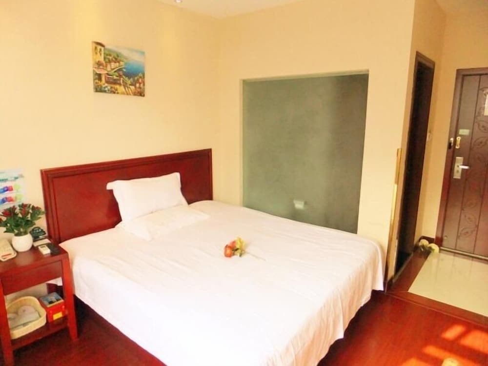 GreenTree Inn Nantong Haimen Bus Statian Shell  Hotel