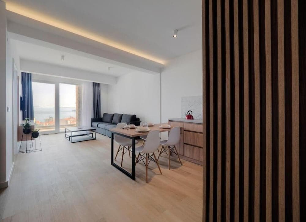 One bedroom apartment with pool Jane