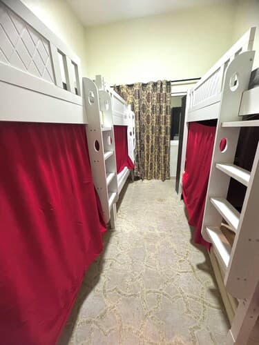 Hello Hostel