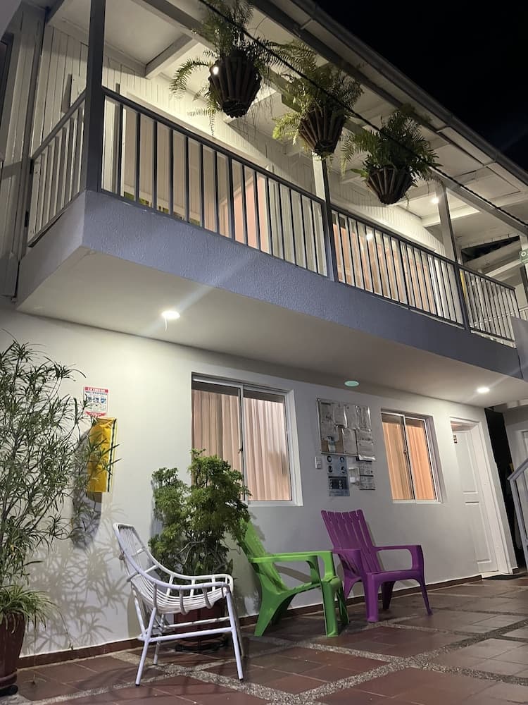 Konaklama yerinin ön cephesi