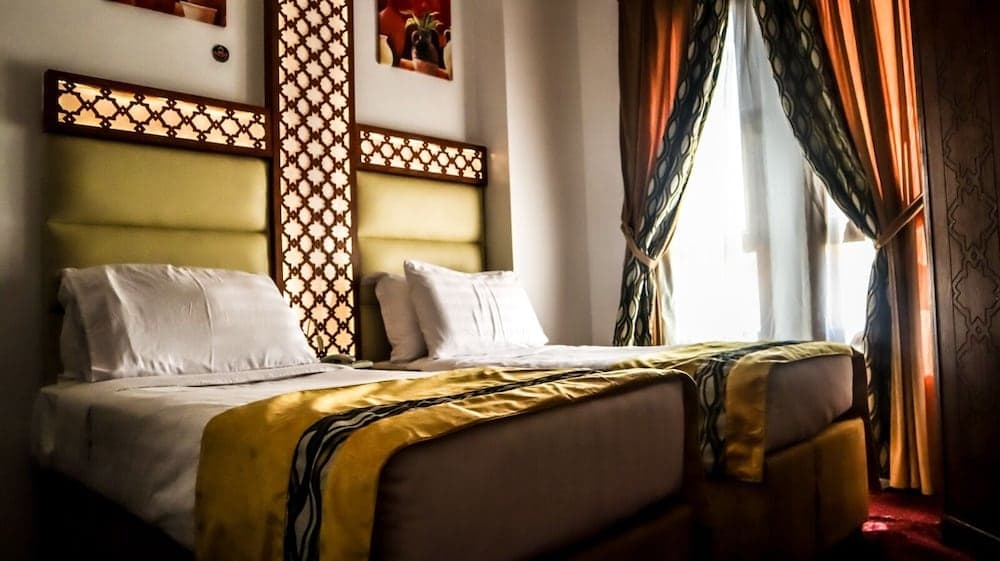 Al Mokhtara Golden Hotel