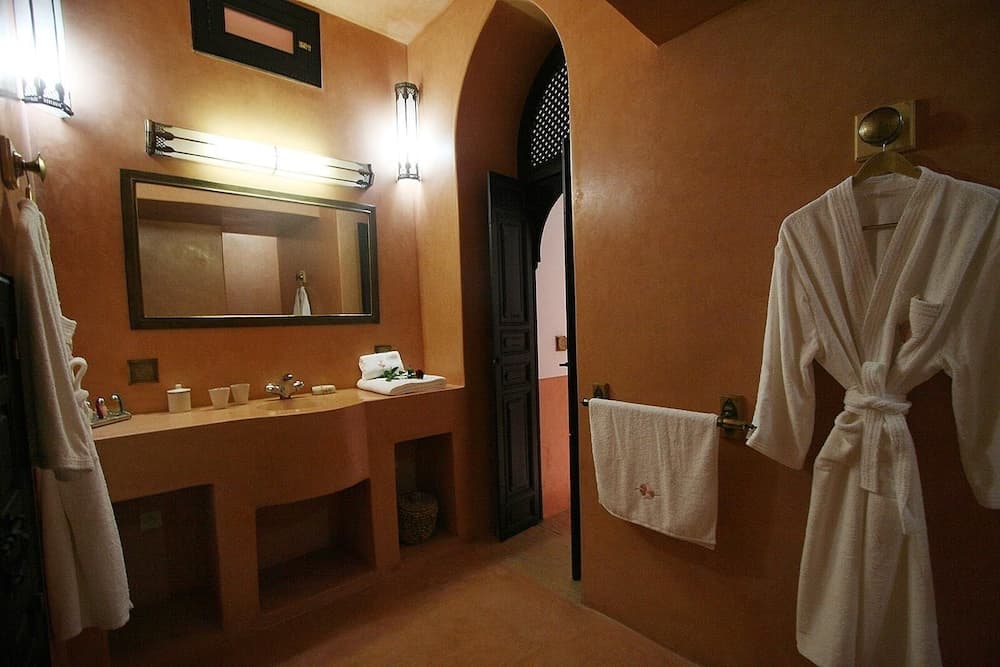 Riad Green Lotus