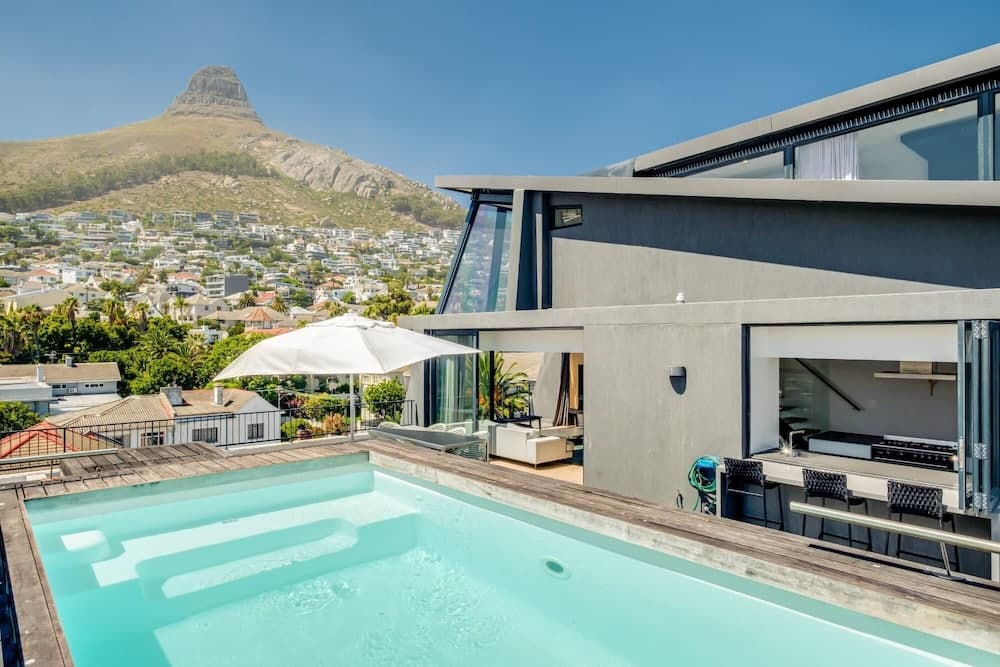 Cape Town Penthouse w Lovely Views Quendon Penthouse