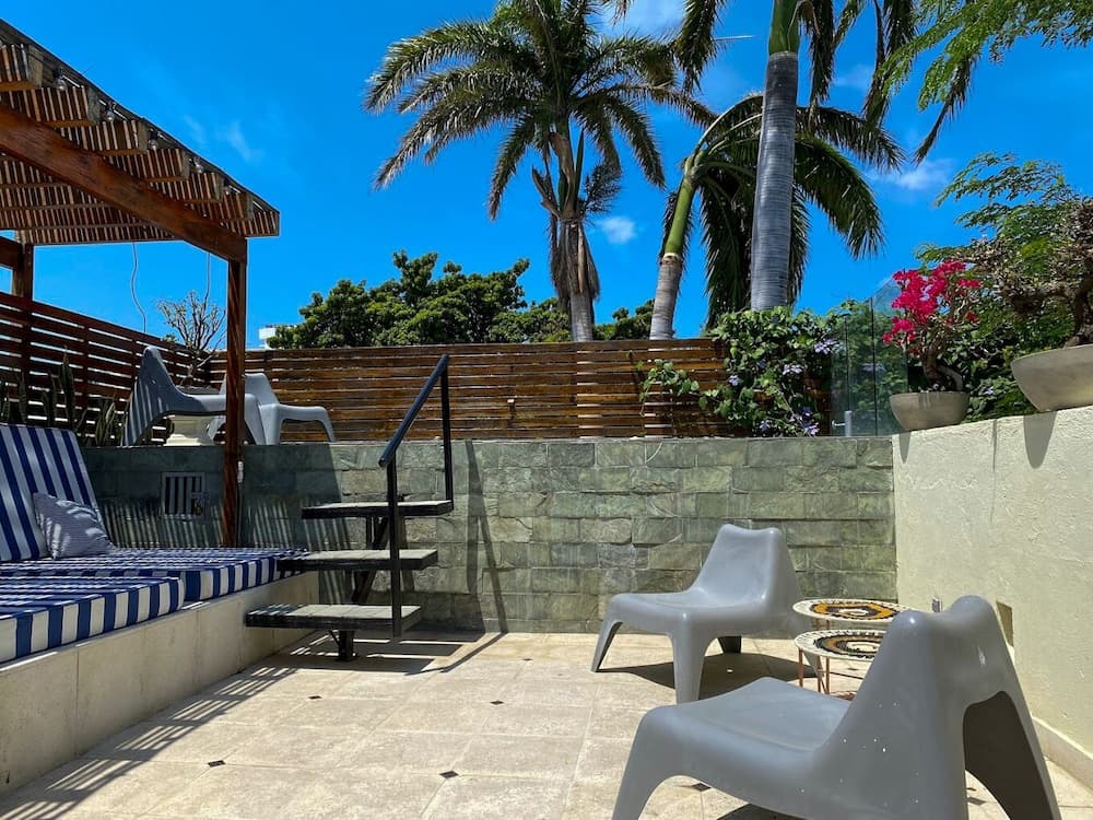 Casa Charlotte Alma Hotels