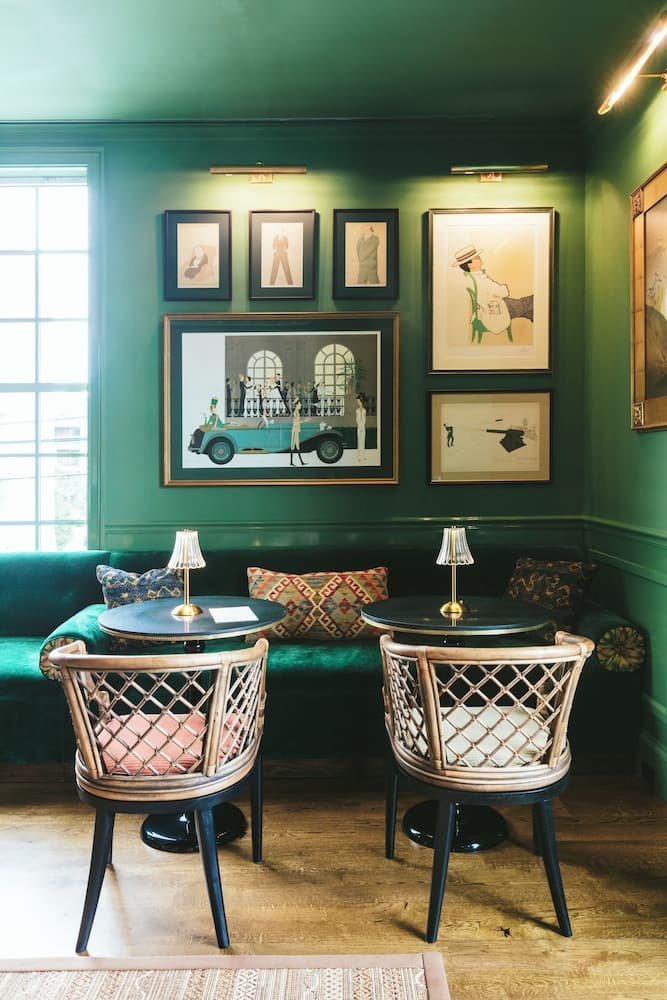 Lobi dinlenme salonu