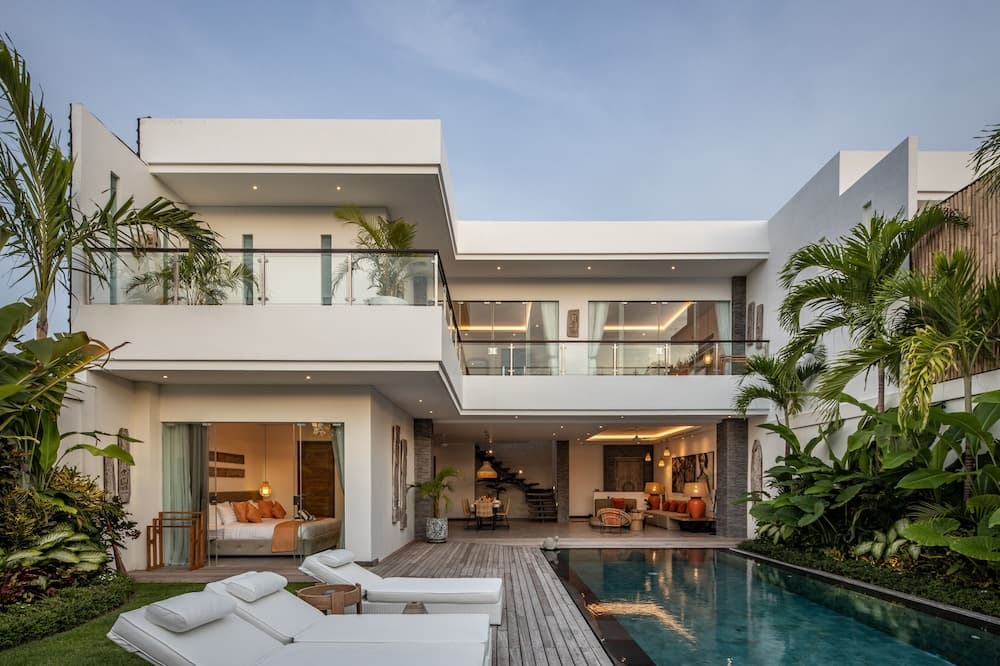 Madura Villa by Betterplace