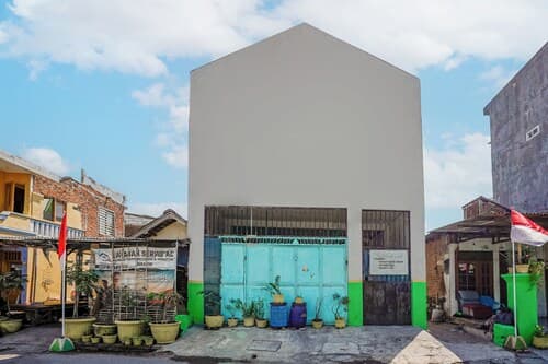 OYO Life 93009 Griya Nautika Sedati