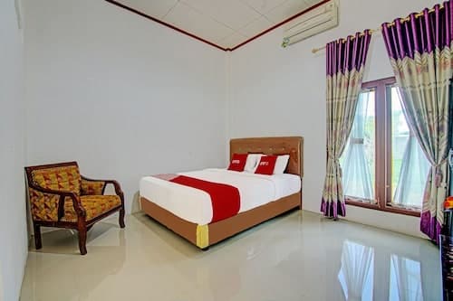 OYO 91852 Prima Guesthouse Syariah