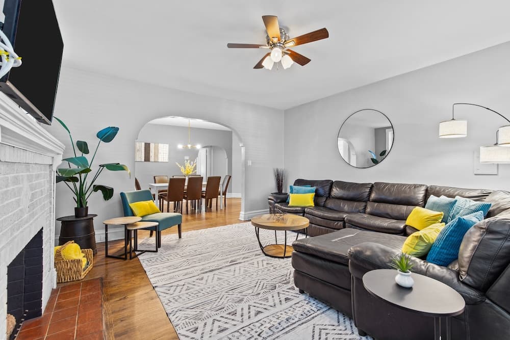 Botanical Bliss | JZ Vacation Rentals