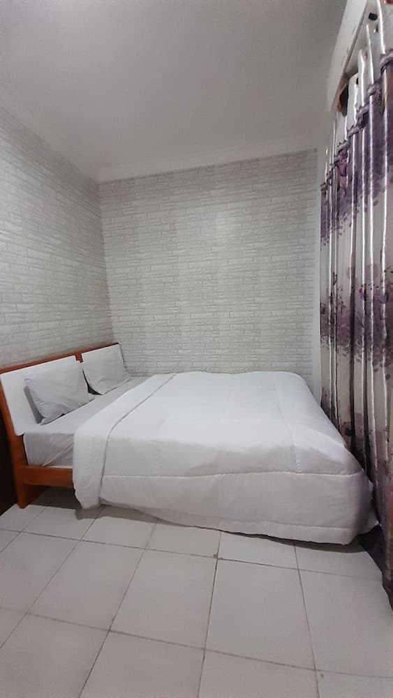 SPOT ON 92307 Kos Rumah Mirah Syariah