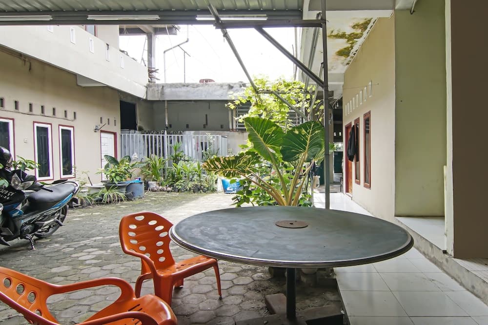 SPOT ON 92498 Fanni Homestay