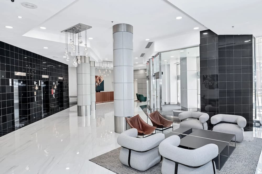 Modern apartment in the center Pentagon