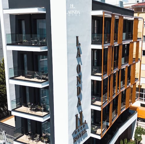 La Onda Hotel