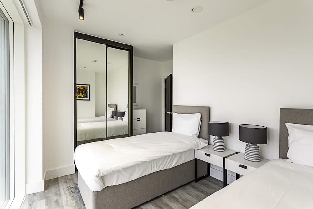 Icon Tower Flat III