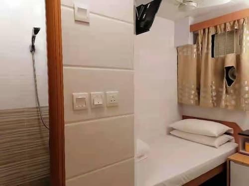 Hong Kong New York Guesthouse