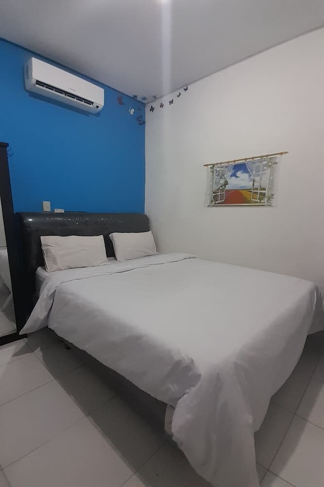 OYO 931012 Tamara Homestay SyariahNearMasjid Raya Medan