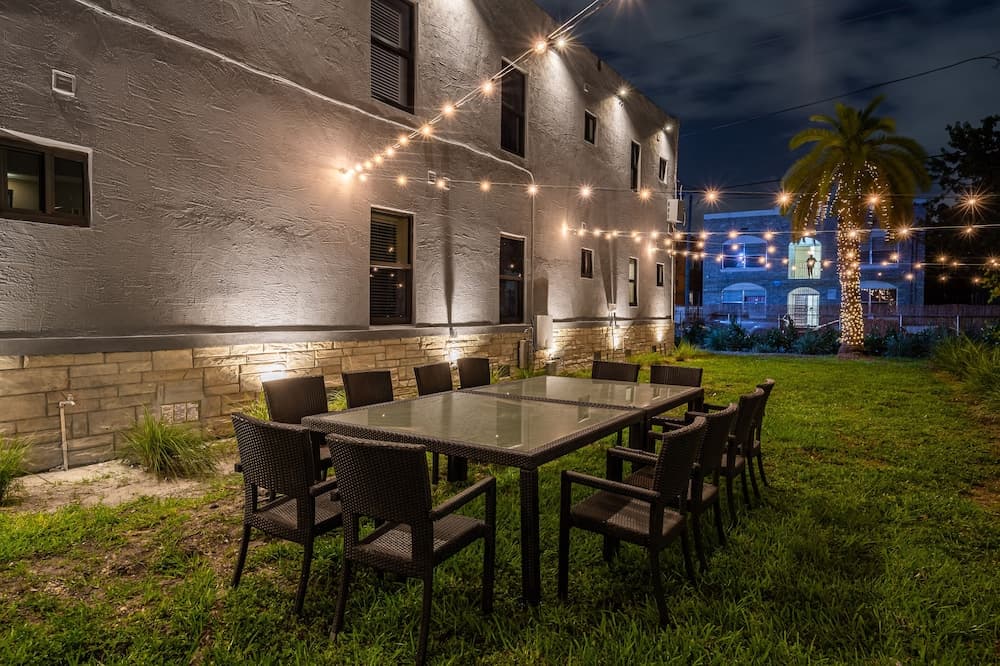Gorgeous Apartment with Free Parking