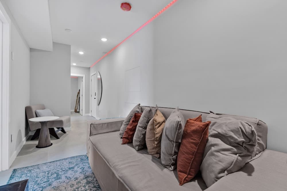 Modern apartment in the heart of miami