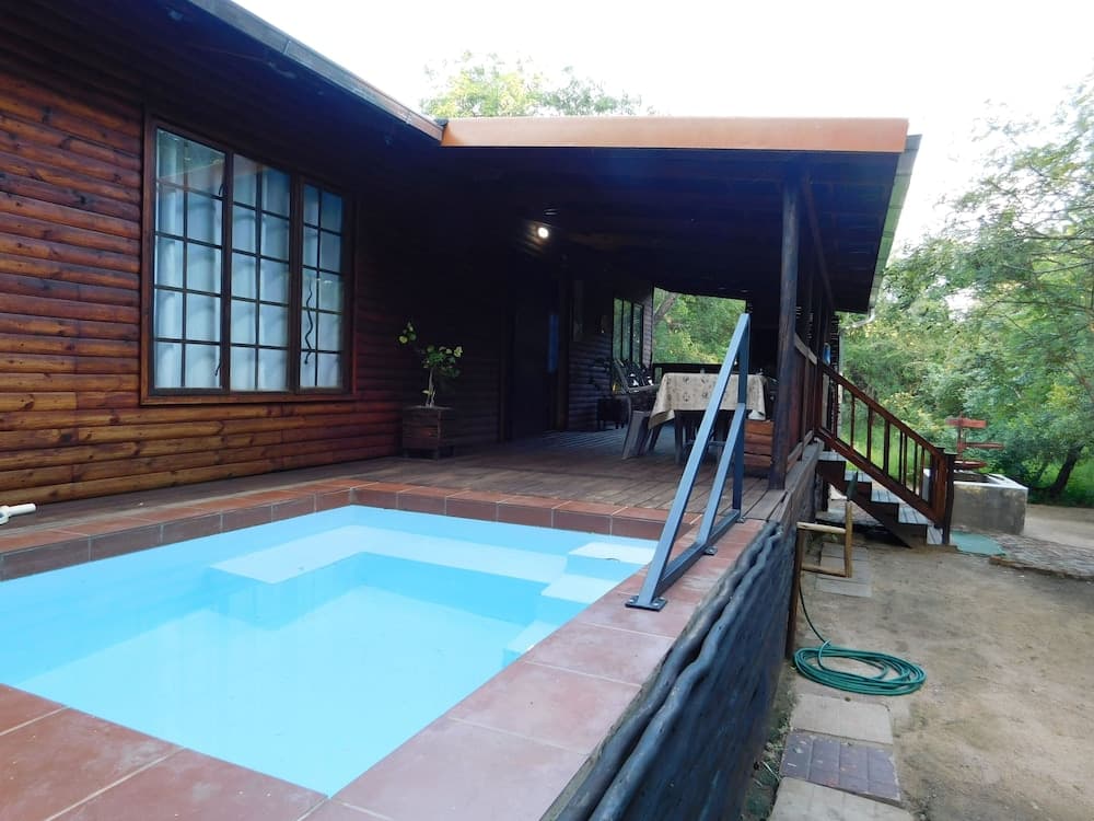 Hout Huisie Wooden House Self Catering Africa Bush Vacation In Marloth Park