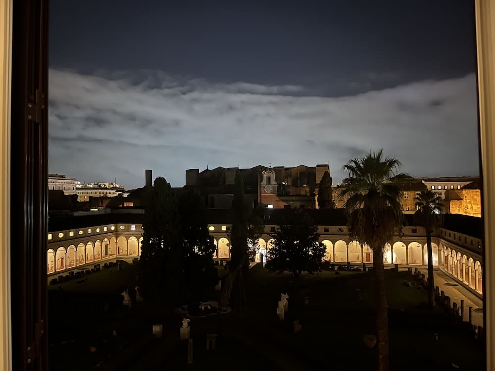 Camere con vista sul Chiostro Di Michelangelo
