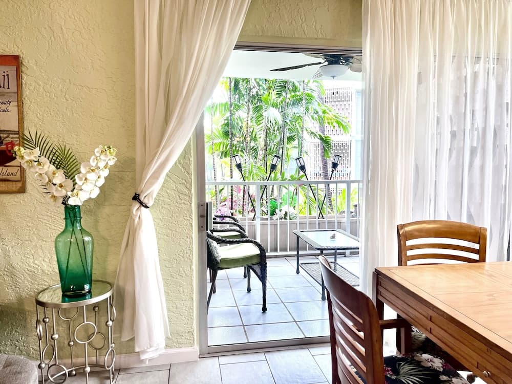 Tiki Ali'i Retreat Breathtaking Island Views