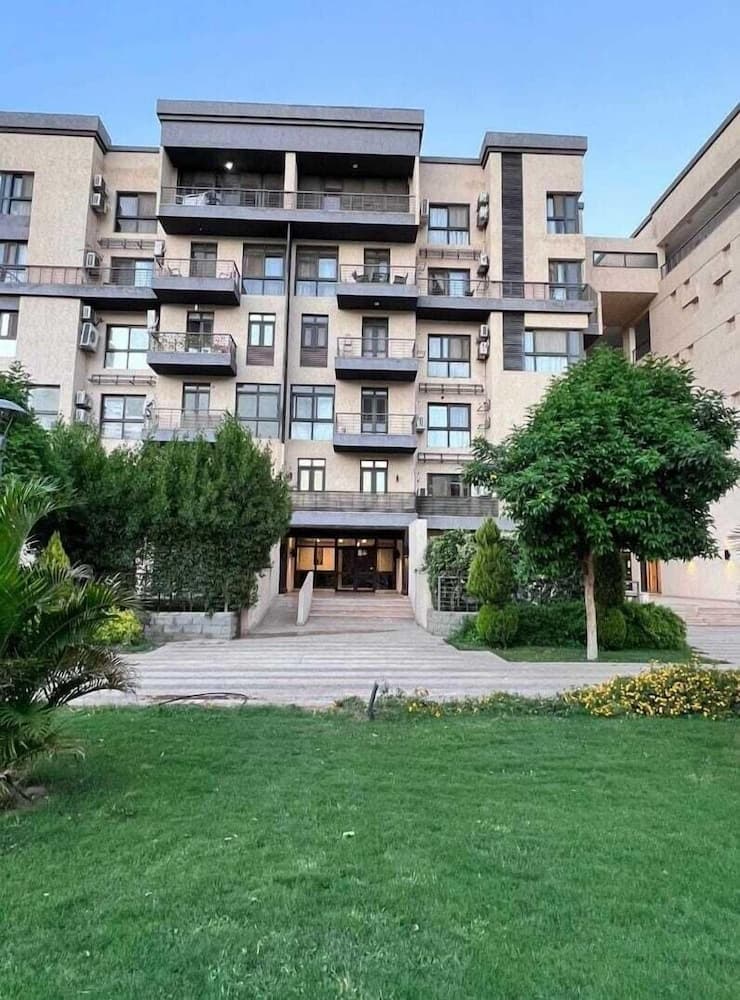 Elegant Hotel Apt in Madinaty B8